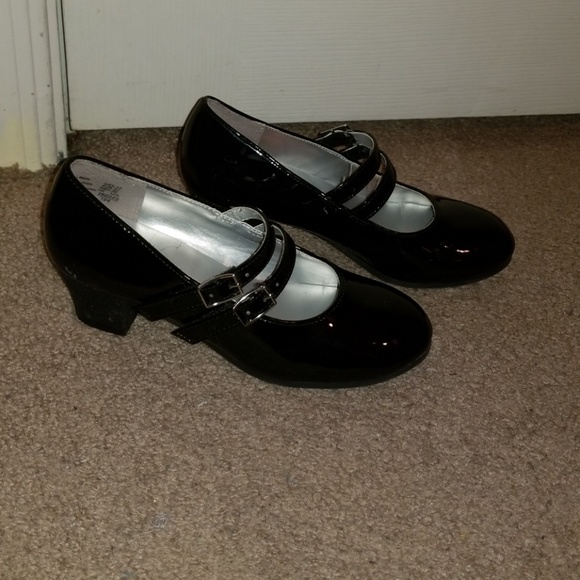 american eagle mary jane shoes